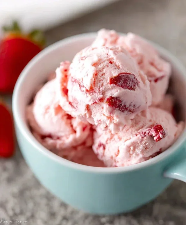 Homemade Strawberry Ice Cream